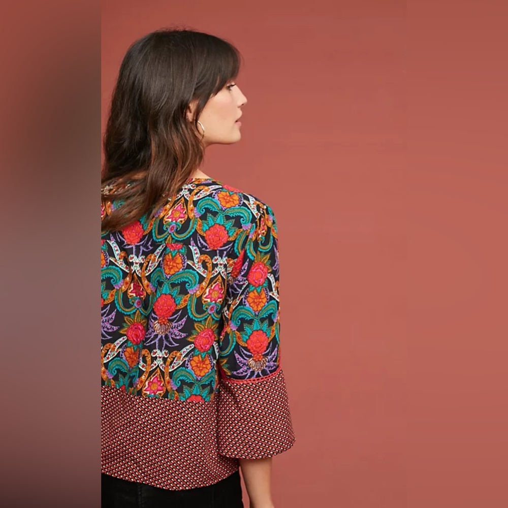 Anthropologie Maeve Floral V-Neck tie Top - XS